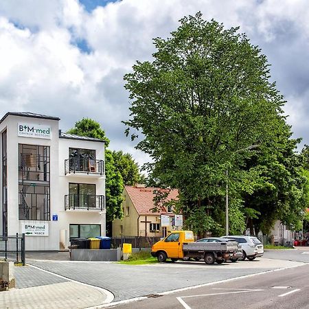 W&K Apartments - Harmony Suite - Faktura Vat, Parking コシャリン エクステリア 写真