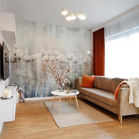 W&K Apartments - Harmony Suite - Faktura Vat, Parking コシャリン エクステリア 写真