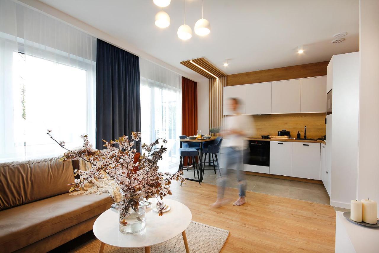 W&K Apartments - Harmony Suite - Faktura Vat, Parking コシャリン エクステリア 写真