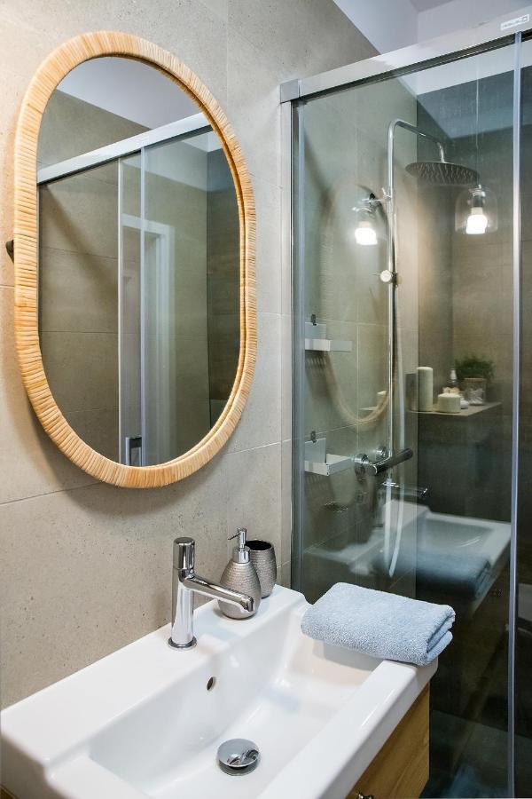 W&K Apartments - Harmony Suite - Faktura Vat, Parking コシャリン エクステリア 写真